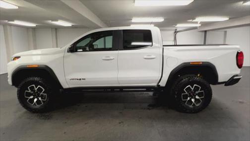 2023 GMC Canyon AT4X