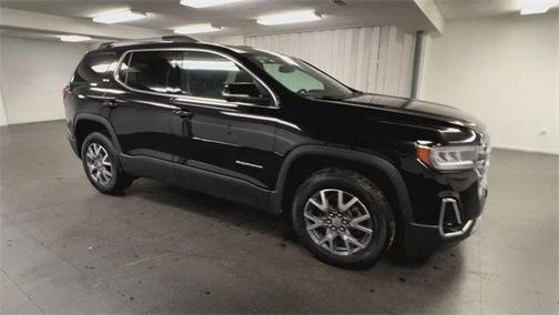 2023 GMC Acadia FWD SLT