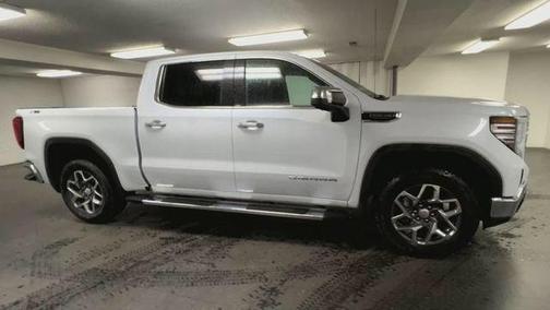 Glacier White Tricoat 2026 GMC Sierra 1500 SLT