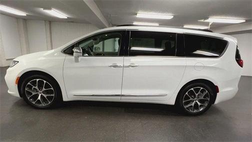2022 Chrysler Pacifica Limited
