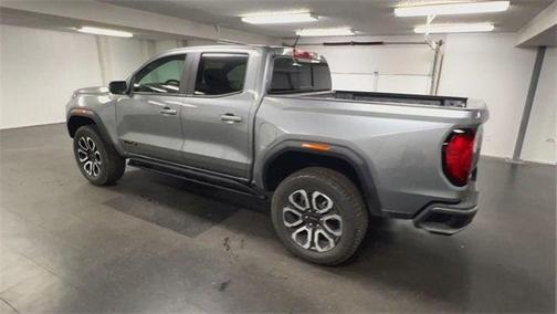 2025 GMC Canyon AT4