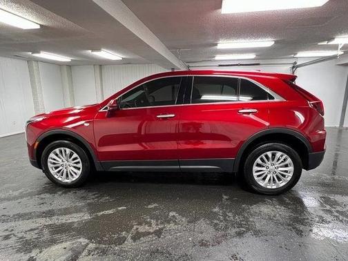 2024 Cadillac XT4 Luxury