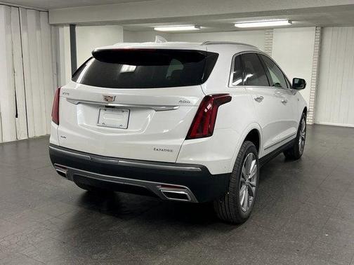 2025 Cadillac XT5 Premium Luxury