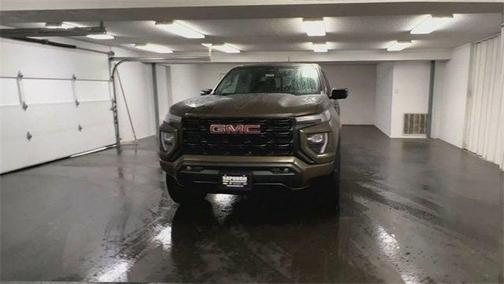 2025 GMC Canyon Elevation