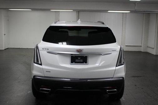 2025 Cadillac XT5 Sport