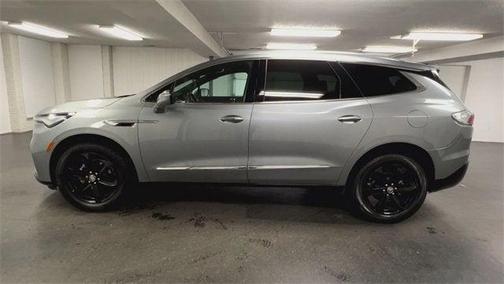 2023 Buick Enclave Essence FWD