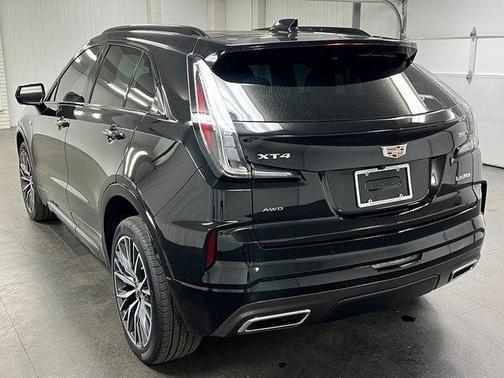 2025 Cadillac XT4 Sport