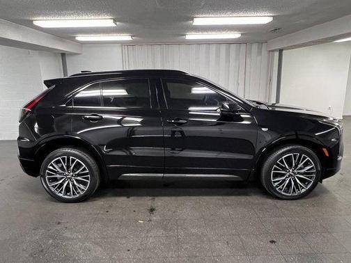 2025 Cadillac XT4 Sport
