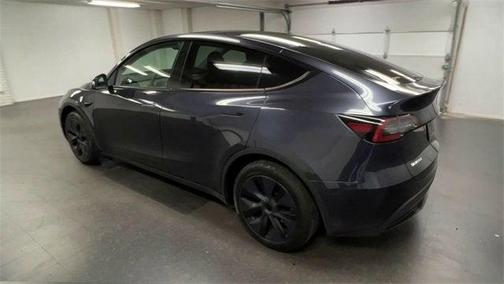2024 Tesla Model Y Long Range Dual Motor All-Wheel Drive