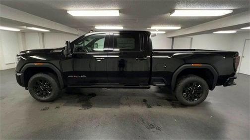 2025 GMC Sierra 2500 AT4