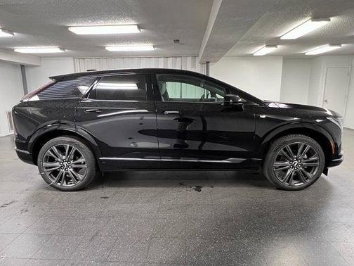 2026 Cadillac OPTIQ Premium Sport