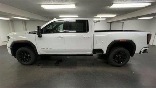 2025 GMC Sierra 2500 AT4