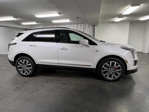 2022 Cadillac XT5 Sport