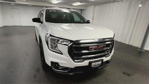 2024 GMC Terrain AWD AT4