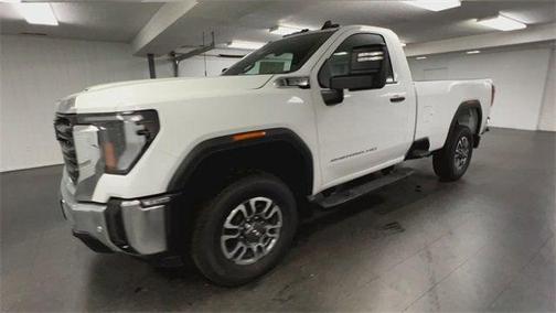 2025 GMC Sierra 3500 Base