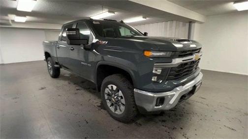 2025 Chevrolet Silverado 3500 LT