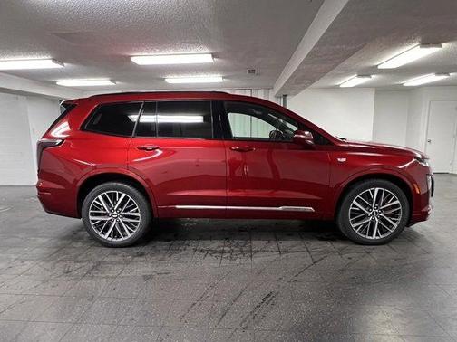 2025 Cadillac XT6 Sport AWD