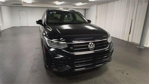 2022 Volkswagen Tiguan 2.0T SE R-Line Black 4MOTION