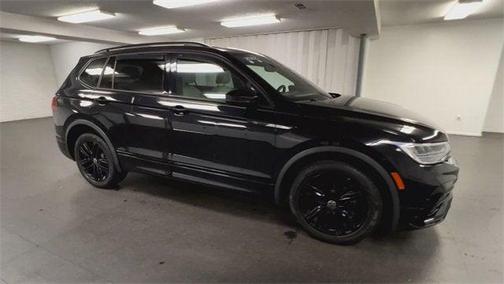 2022 Volkswagen Tiguan 2.0T SE R-Line Black