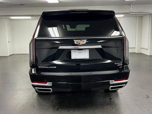 2025 Cadillac Escalade Premium Luxury