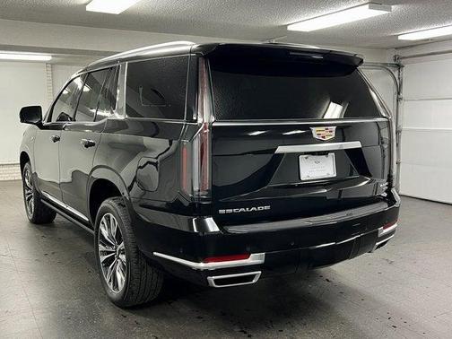 2025 Cadillac Escalade Premium Luxury