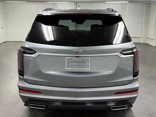 2025 Cadillac XT6 Sport AWD