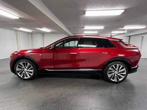 2024 Cadillac LYRIQ Luxury
