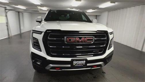 2025 GMC Yukon 4WD AT4