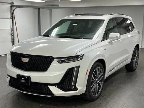 2025 Cadillac XT6 Sport AWD