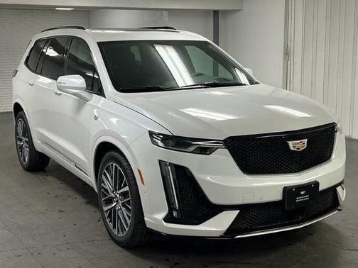 2025 Cadillac XT6 Sport AWD