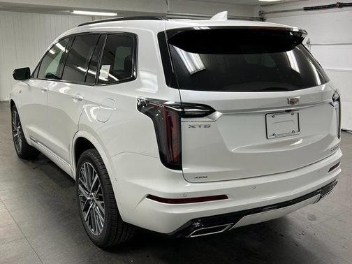 2025 Cadillac XT6 Sport AWD