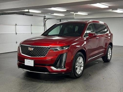 2025 Cadillac XT6 Luxury AWD