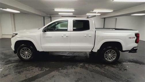 2025 Chevrolet Colorado WT