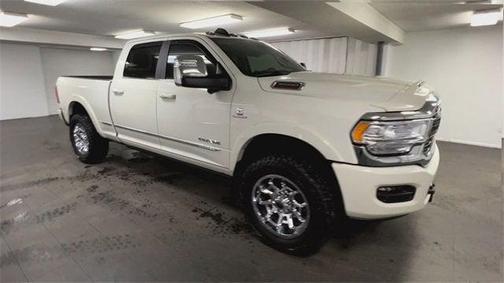 2023 RAM 3500 Limited Crew Cab 4x4 6'4' Box