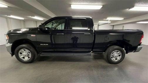 2020 RAM 2500 Tradesman Crew Cab 4X4 6'4' Box