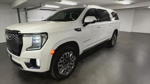 2023 GMC Yukon XL Denali Ultimate
