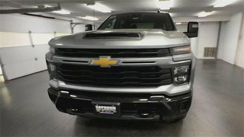 2026 Chevrolet Silverado 2500 Custom