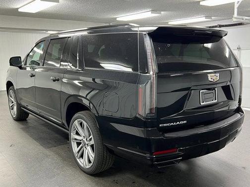 2025 Cadillac Escalade ESV Sport Platinum