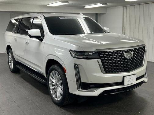 2023 Cadillac Escalade ESV Luxury