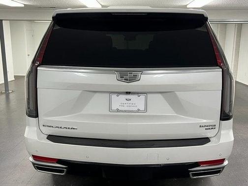 2023 Cadillac Escalade ESV Luxury