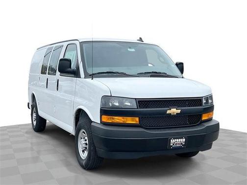 2025 Chevrolet Express 2500 RWD 2500 Regular Wheelbase WT