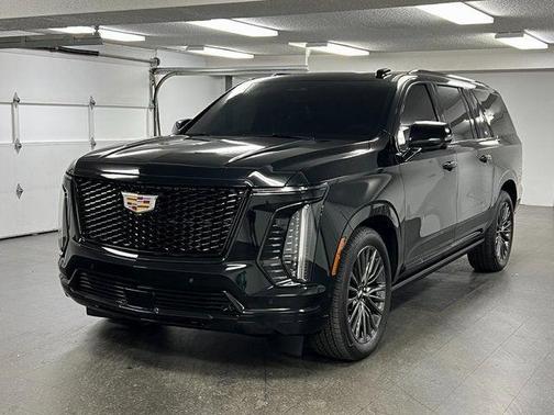 2025 Cadillac Escalade ESV Sport Platinum