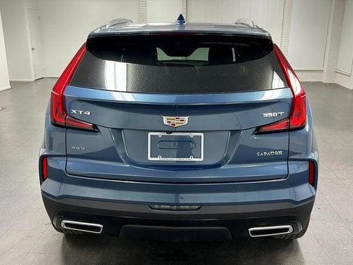 2025 Cadillac XT4 Premium Luxury