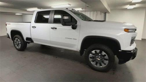 2024 Chevrolet Silverado 2500 Custom