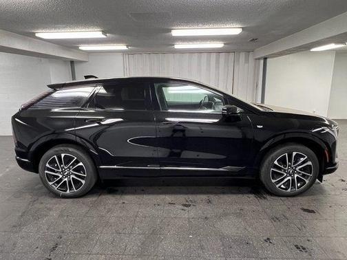 2025 Cadillac OPTIQ Sport