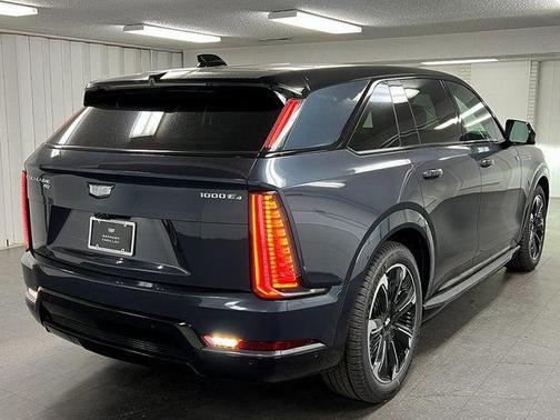 2025 Cadillac Escalade IQ Sport 1