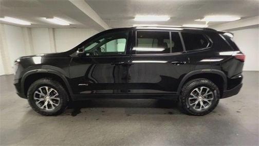 2024 GMC Acadia AWD AT4