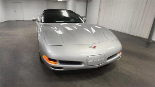 2002 Chevrolet Corvette Base