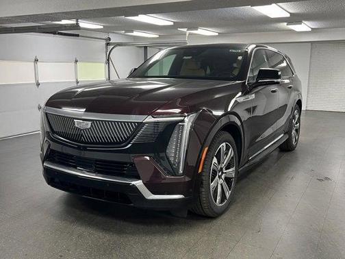 2025 Cadillac Escalade IQ Luxury 2