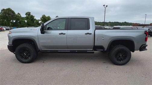 2025 Chevrolet Silverado 2500 4WD Crew Cab Standard Bed ZR2